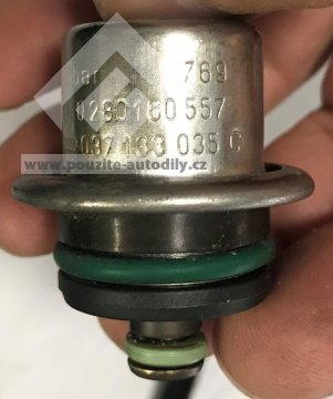 Regulátor tlaku paliva 06A133035, 037133035C VW