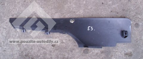 Boční výplň pro středový panel vpravo VW Golf V, 1K1863046