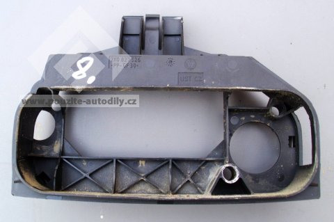 Třmen upevňovací VW Caddy 04-11, 2K0827526