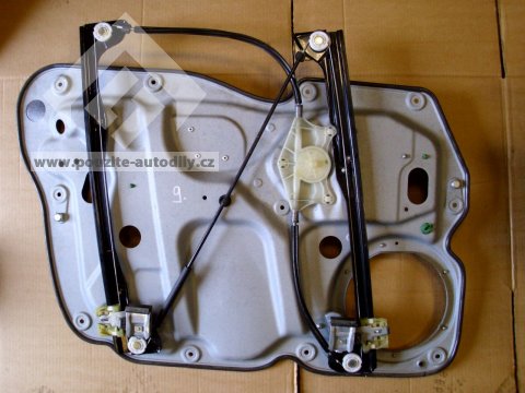 Stahovačka pro pravé přední dveře VW Caddy 04-, 1T0837756L