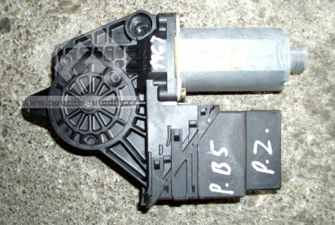 Motor stahování okna vpravo vzadu VW Passat B5, 1C0959812