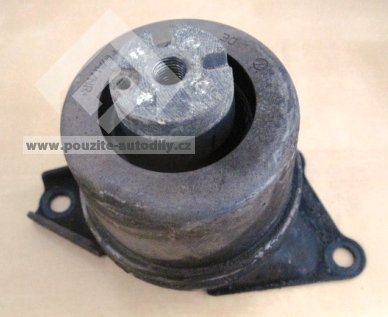 Uložení motoru vpravo originál VW T5, T6, 7H0199256H