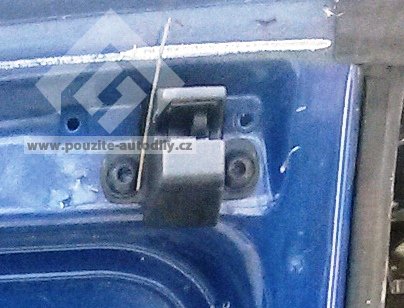 Zámek západkový křídlové dveře pravé 7H0827162A VW Caddy, T5