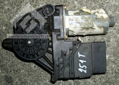Motor stahování okna vpravo vzadu VW Passat B5 3B5839752M