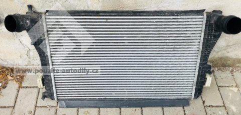 Intercooler 3C0145805AK chladič vzduchu VW