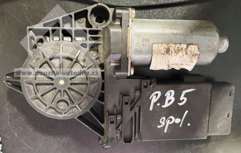 Motor stahování okna vlevo vředu 1J1959802E VW Passat B5