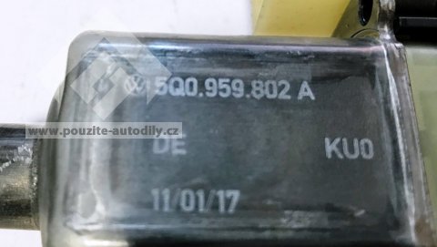 Motorek stahování oken zadní pravý 5Q0959802A VW