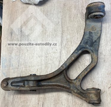 7L0407154B Rameno vpravo dole VW Touareg 7L, Cayenne 9P