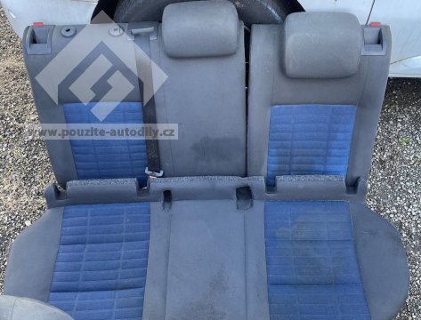 Přední a zadní sedadla VW Golf V 5.dv. Hatchback