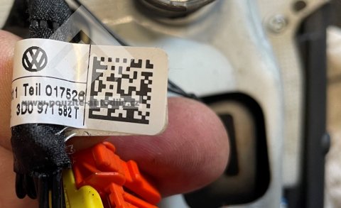Airbag řidiče 7L6880201CA, multifunkční tlačítka + elektroinstalace 3D0971582T VW Touareg 7L