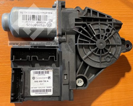 Motor stahování oken pravý přední VW, Škoda, Seat 1T0959702S / 5K0959792A