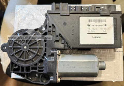 7L0959795 Motorek stahování okna VW Touareg 7L