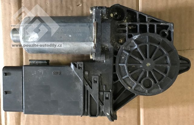 Motor stahování okna řidiče VW Passat B5 3B4837751