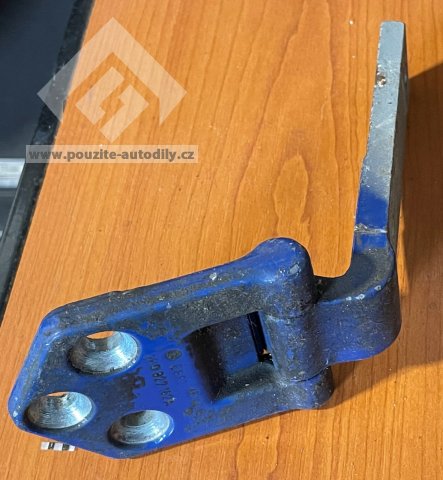 2K5827152A Závěs pravý zadních dveří Caddy 2K, 2C 04-15