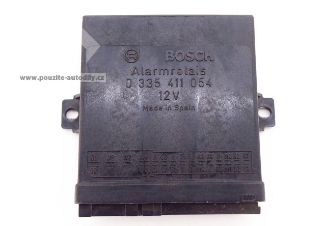 Řídící jednotka alarmu, relé Bosch 0335411054 VW LT / Audi B4 / MB W140