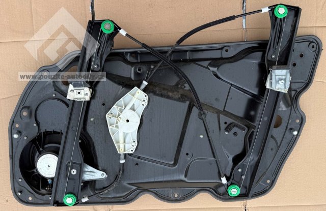 Stahovačka levá přední elektrická 3AA837755 VW Passat B7 3AA